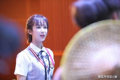 娱乐大爆料最新杨紫视频,甜蜜互动引粉丝尖叫，幕后故事揭秘  第1张